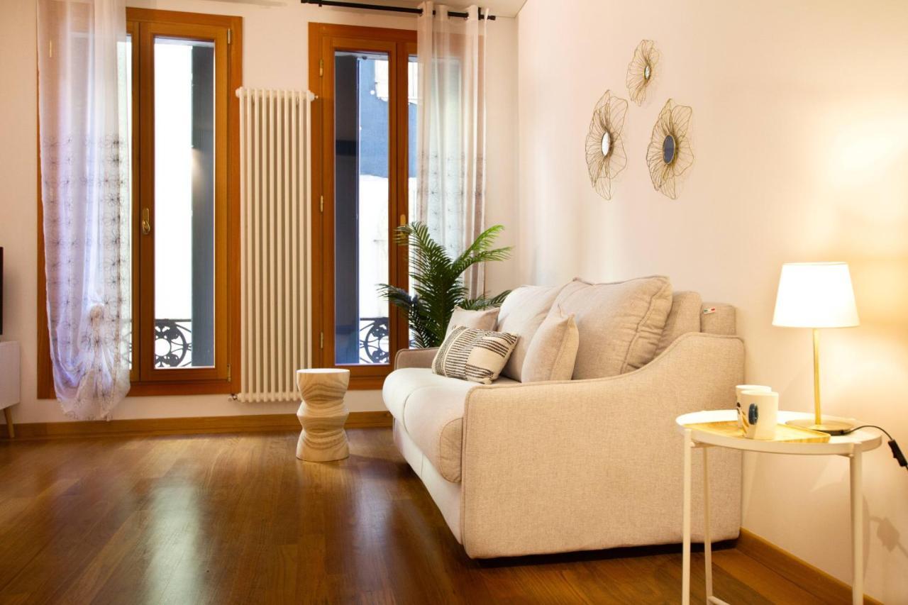 Dolfin Apartment * * * * * 特雷维索 外观 照片